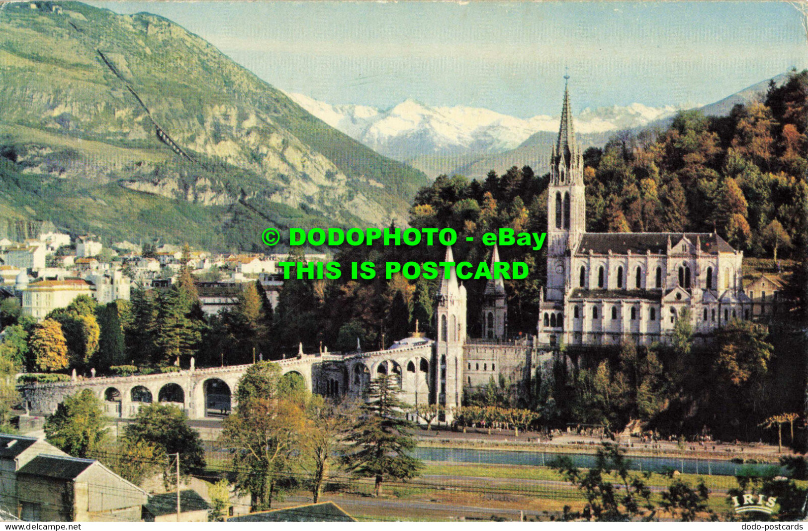 R559110 Lourdes. The Basilica And The Pic Du Jer. A. Doucet. As De Coeur. 1979 - Monde