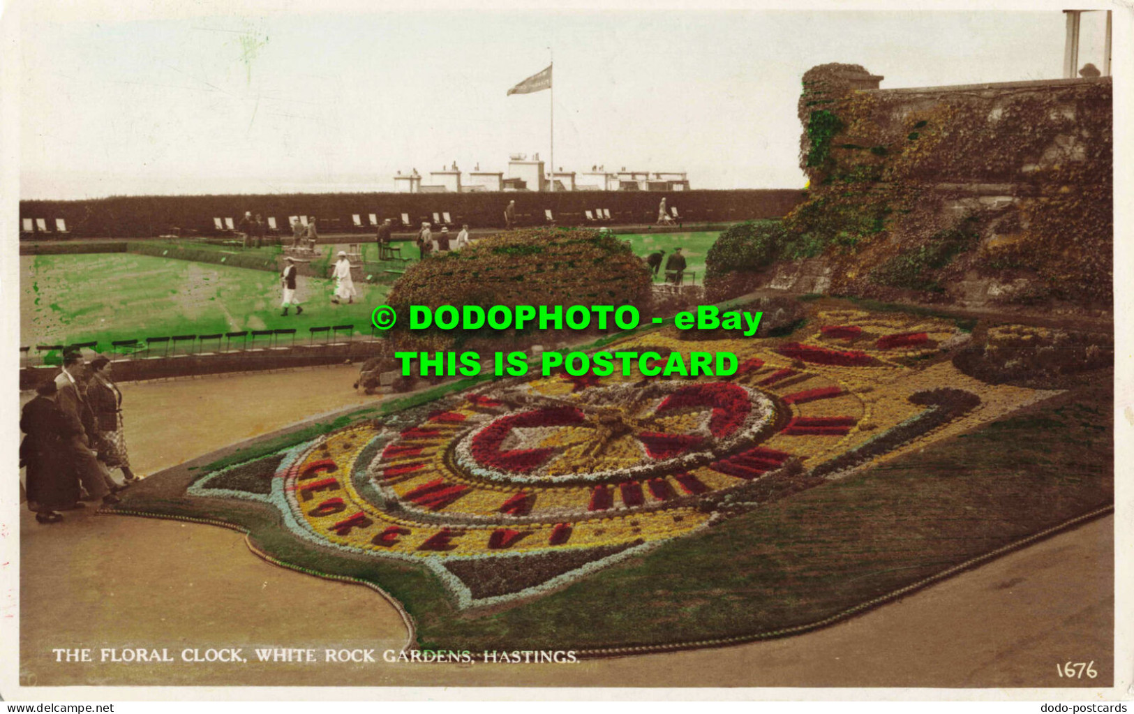 R559835 Hastings. The Floral Clock. White Rock Gardens. Norman. Shoesmith And Et - Monde