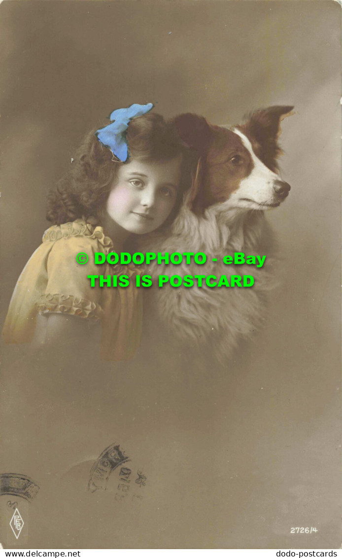 R558793 Girl With A Dog. P. F. B. Brown And Calder. Savoy Series - Mundo
