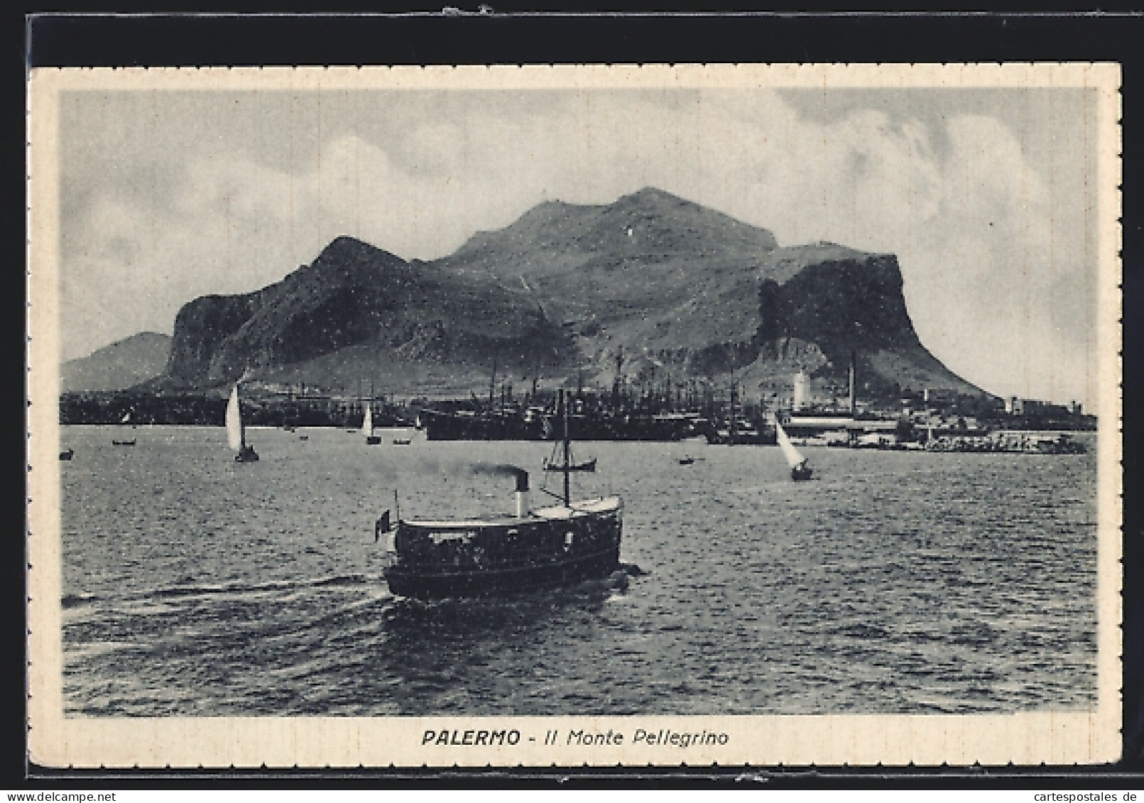 Cartolina Palermo, Il Monte Pellegrino, Umgeben Von Dampfern  - Palermo