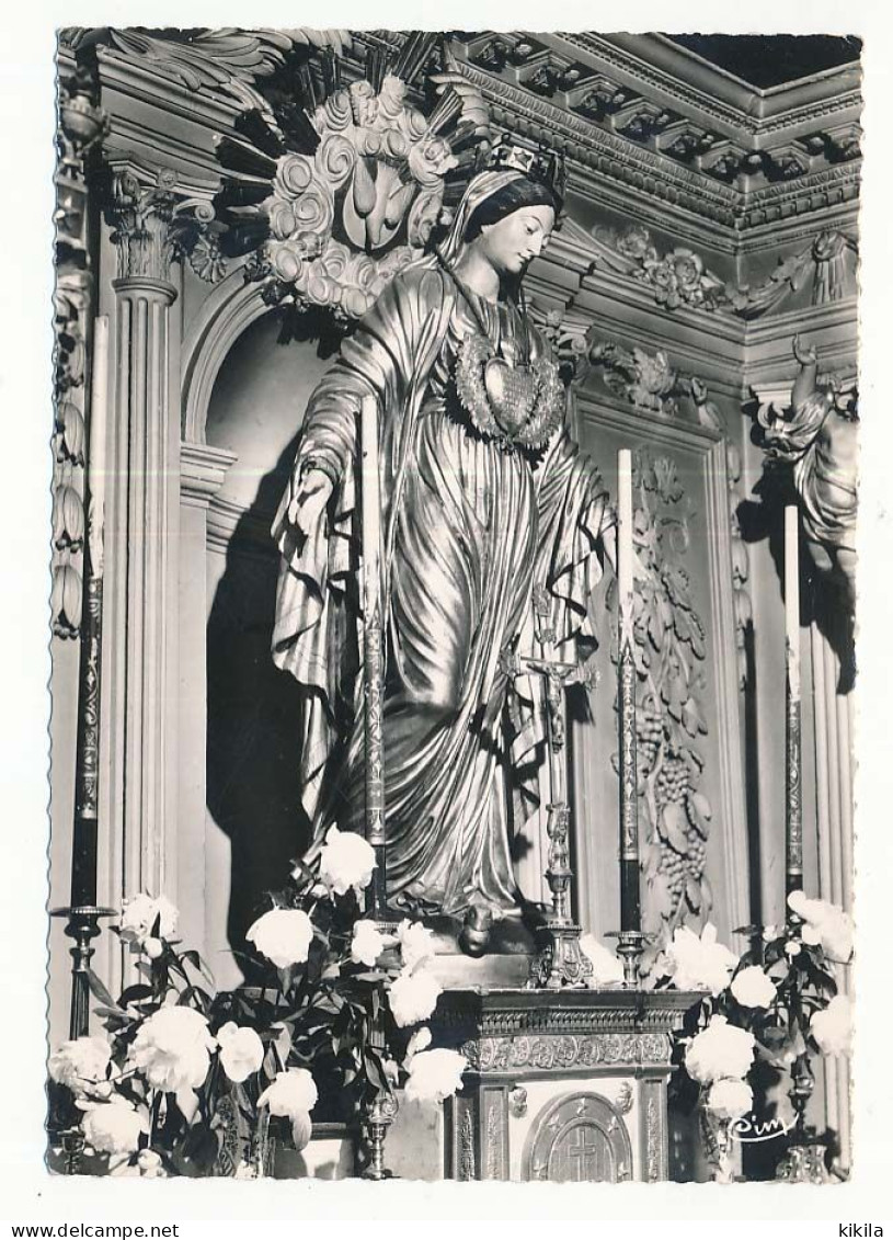CPSM Dentelée 10.5 X 15 Ain Notre Dame D'ARS  Statue - Ars-sur-Formans