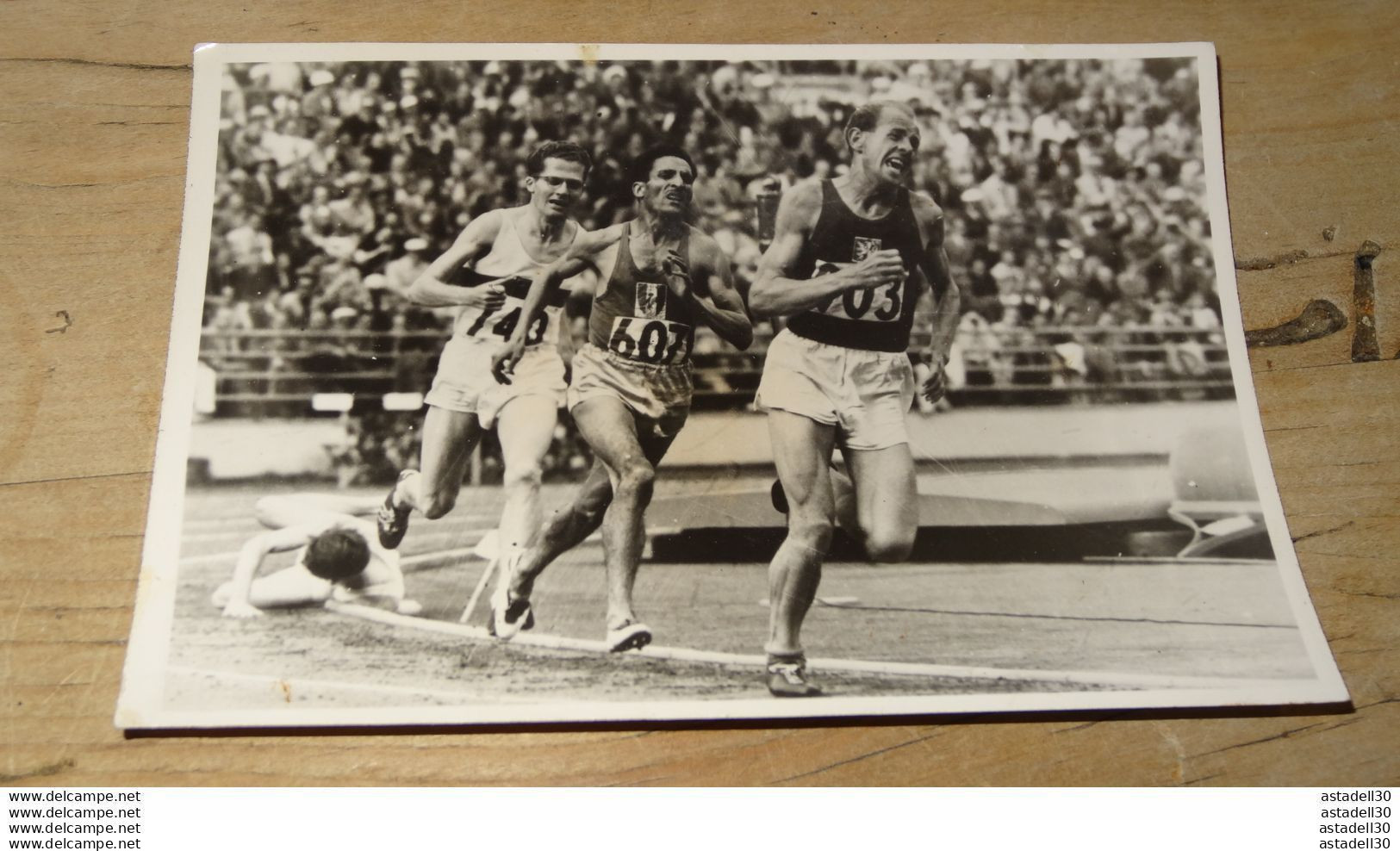 Jeux Olympiques De HELSINKI 1952, Carte Photo ............. G-952 - Autres & Non Classés