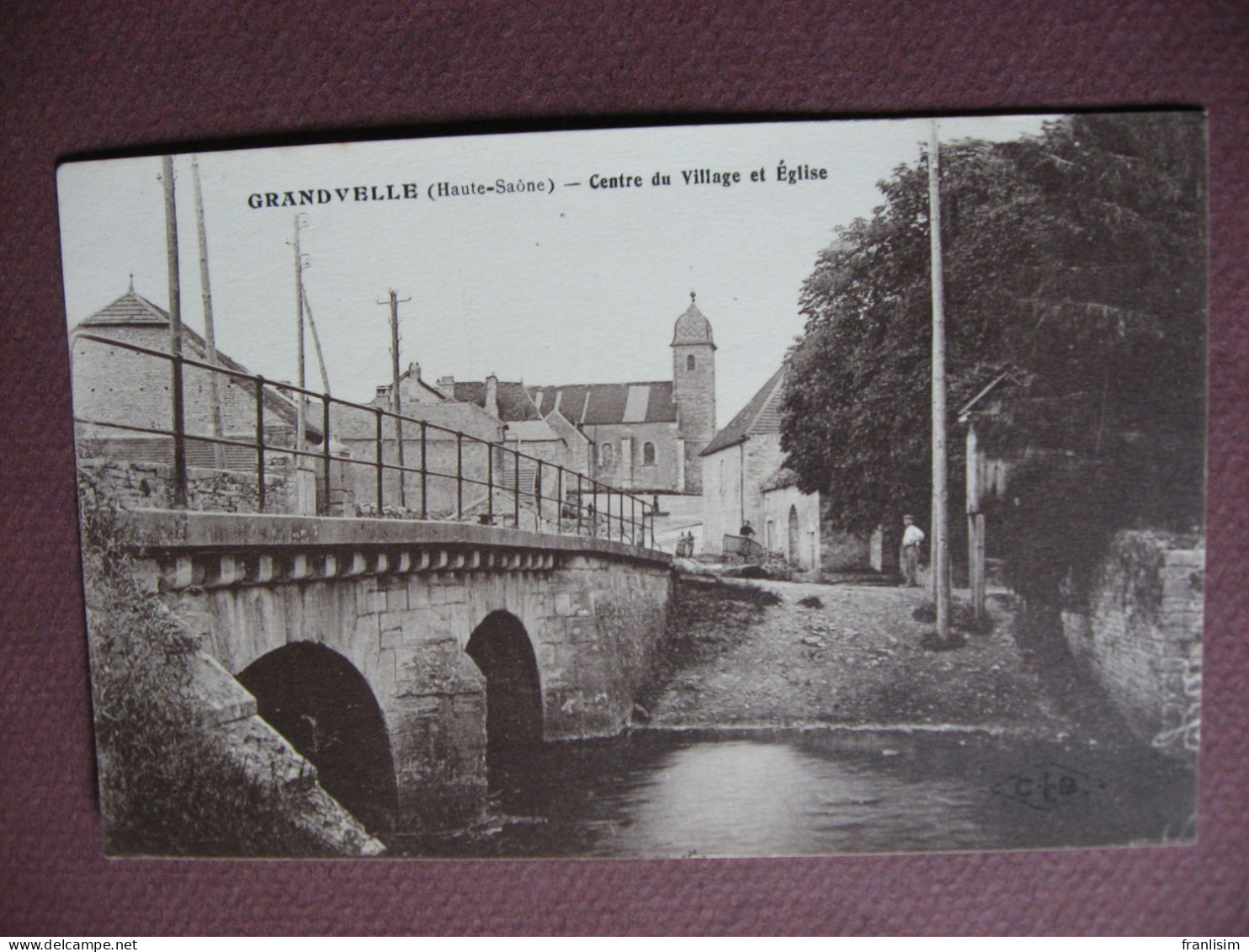 CPA 70 GRANDVELLE ET LE PERRENOT Centre Du Village Et Eglise Canton SCEY SUR SAONE Et SAINT ALBIN - Autres & Non Classés