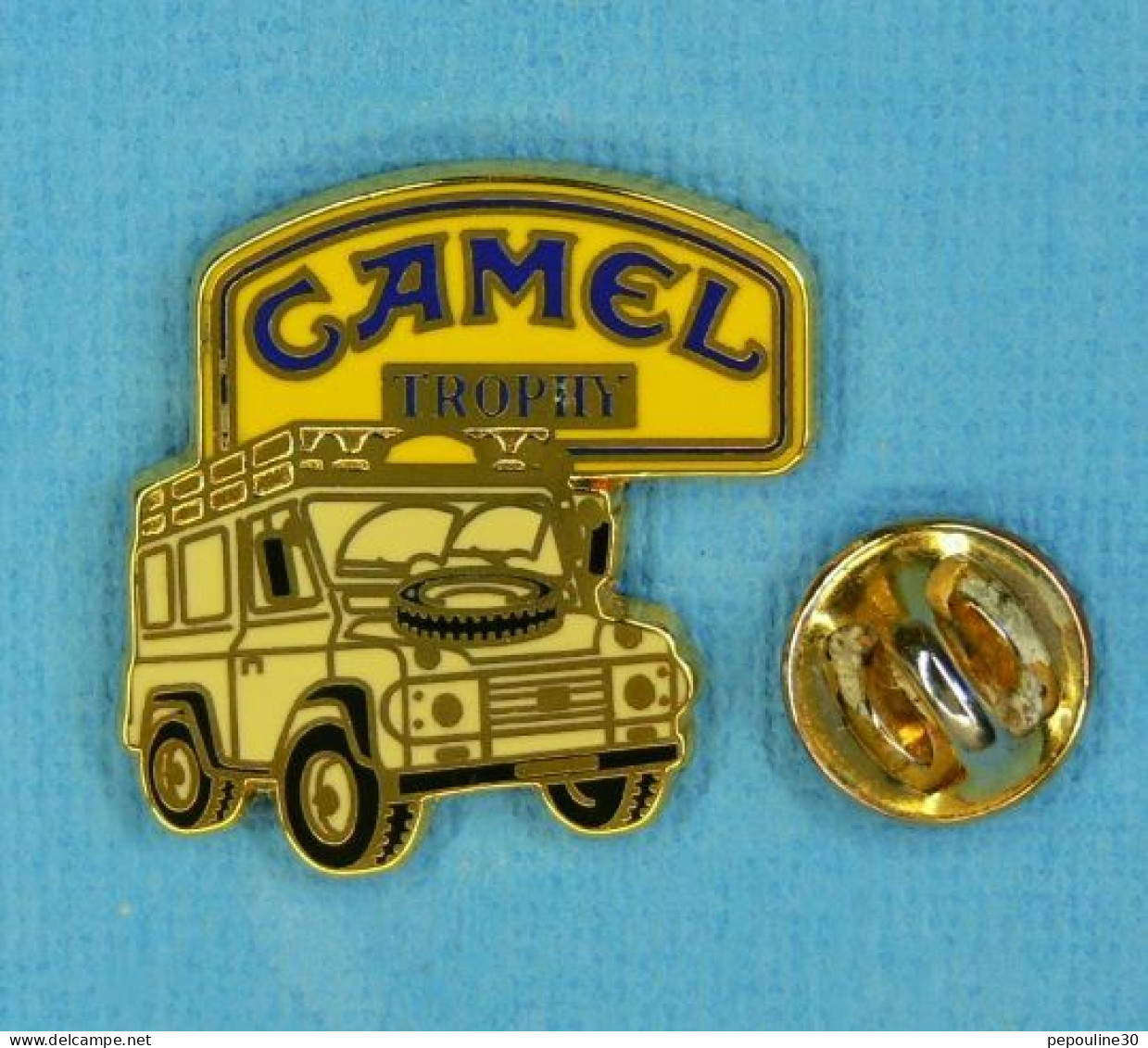 1 PIN'S //  ** RALLYE RAID " CAMEL TROPHY " 4X4 LAND ROVER ** . (A.B Paris) - Rallye