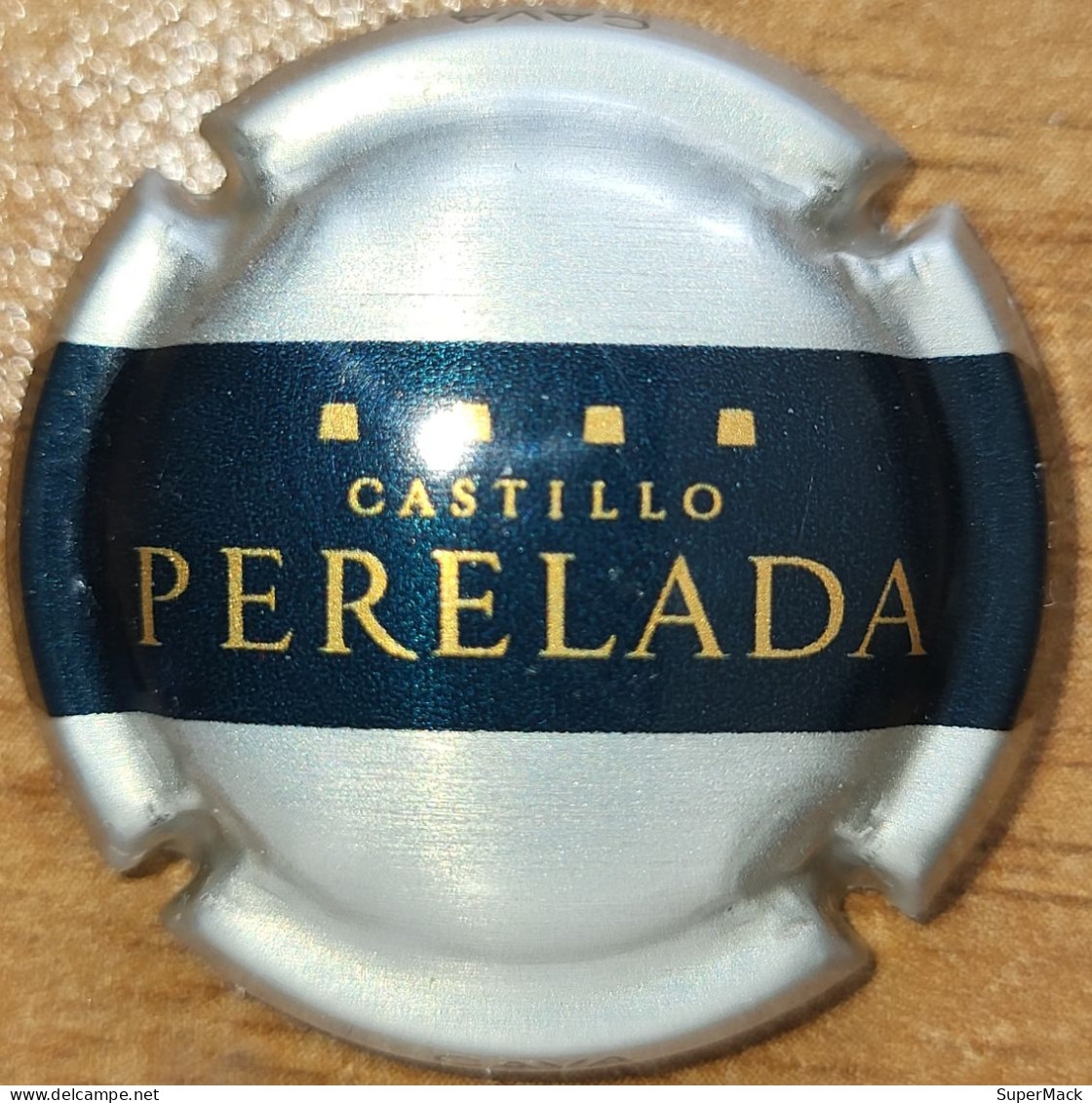 Capsule Cava D'Espagne Castillo PERELADA Bleu & Argent Nr 05b - Sparkling Wine