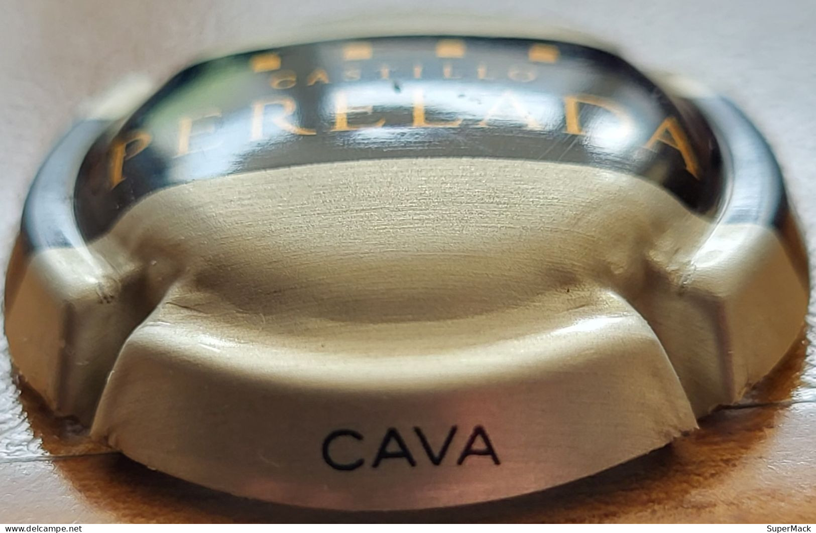 Capsule Cava D'Espagne Castillo PERELADA Bleu & Argent Nr 05b - Placas De Cava