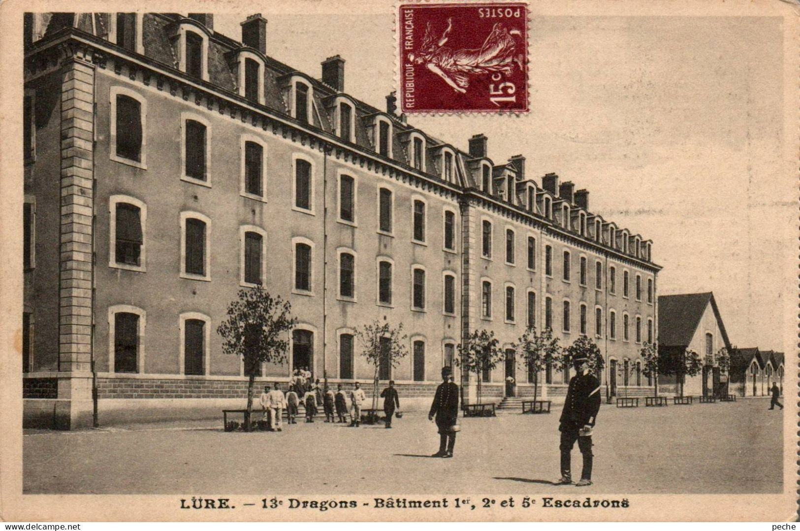 N°1342 W -cpa Lure -13è Dragons - - Barracks