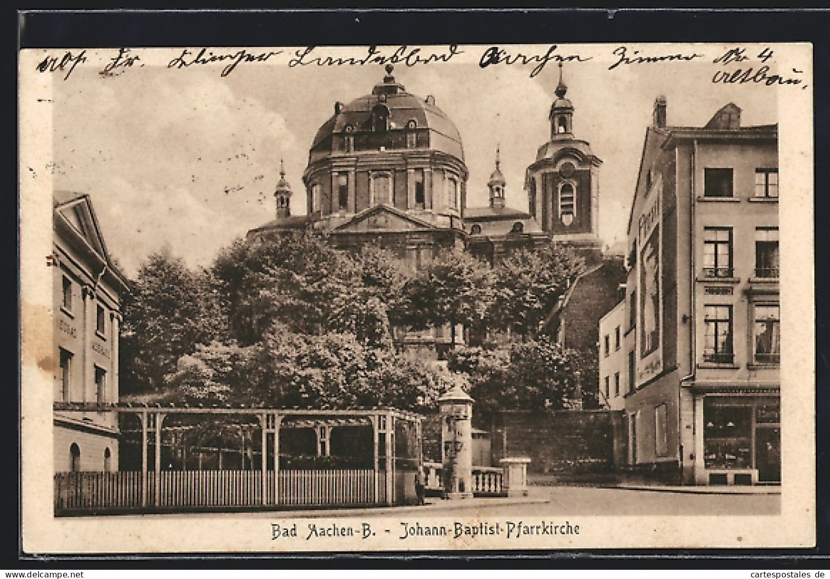 AK Bad Aachen-B., Strassenpartie Mit Johann-Baptist-Pfarrkirche  - Aachen