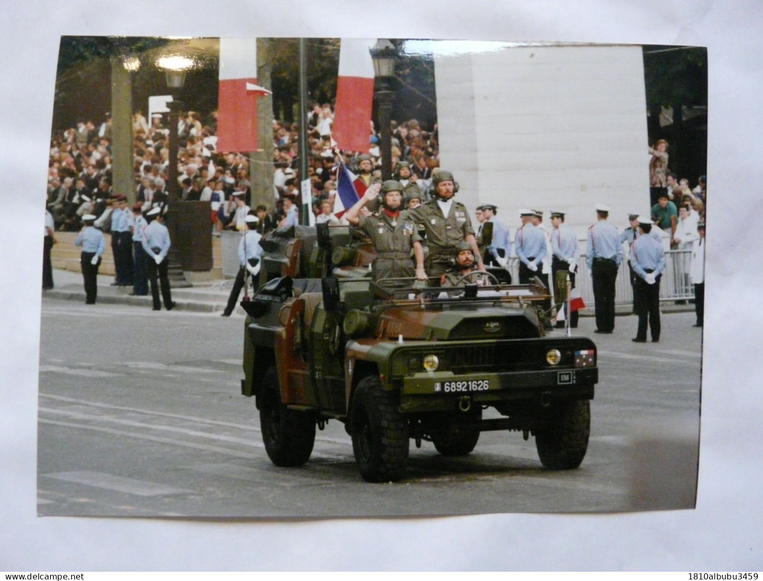 PHOTO ANCIENNE (17 X 12,5 Cm) : Scène Animée - Défilé Du 14 Juillet 1989 - Photo ECPA - Oorlog, Militair