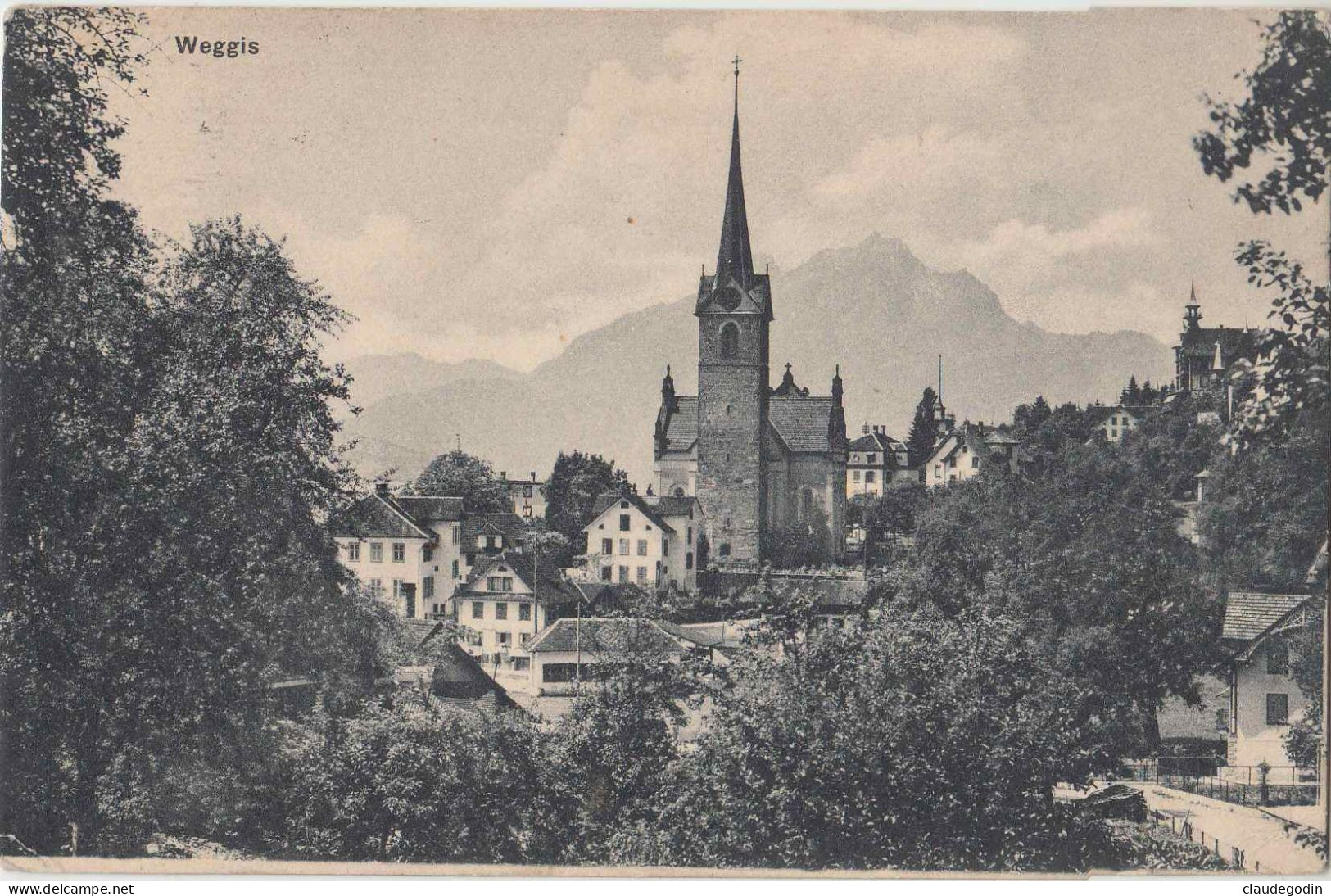 Weggis, Suisse. Vue Générale Sur L'église. CPA Excellent état. Ecrite. Manque Le Timbre. 2 Scans - Weggis