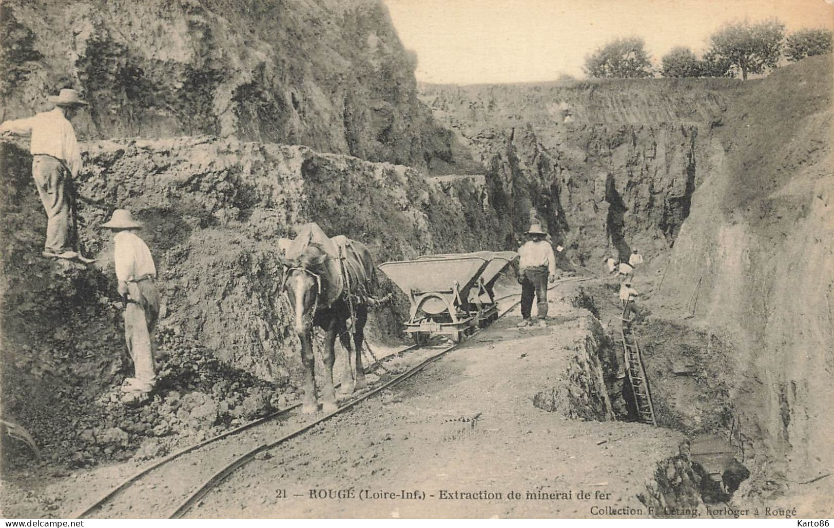 Rougé * Extraction De Minerai De Fer * Mine Mines Mineurs * Cheval Rails Wagon Ligne Chemin De Fer - Sonstige & Ohne Zuordnung