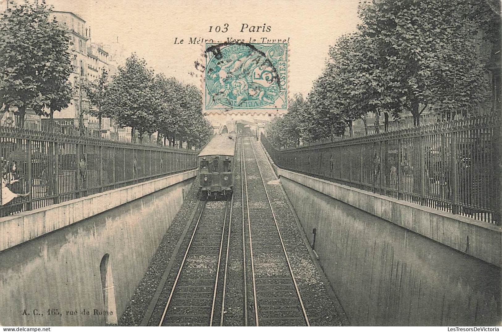 FRANCE - Paris - Vue Sur Le Métro - Vers Le Turrel - Carte Postale Ancienne - Churches