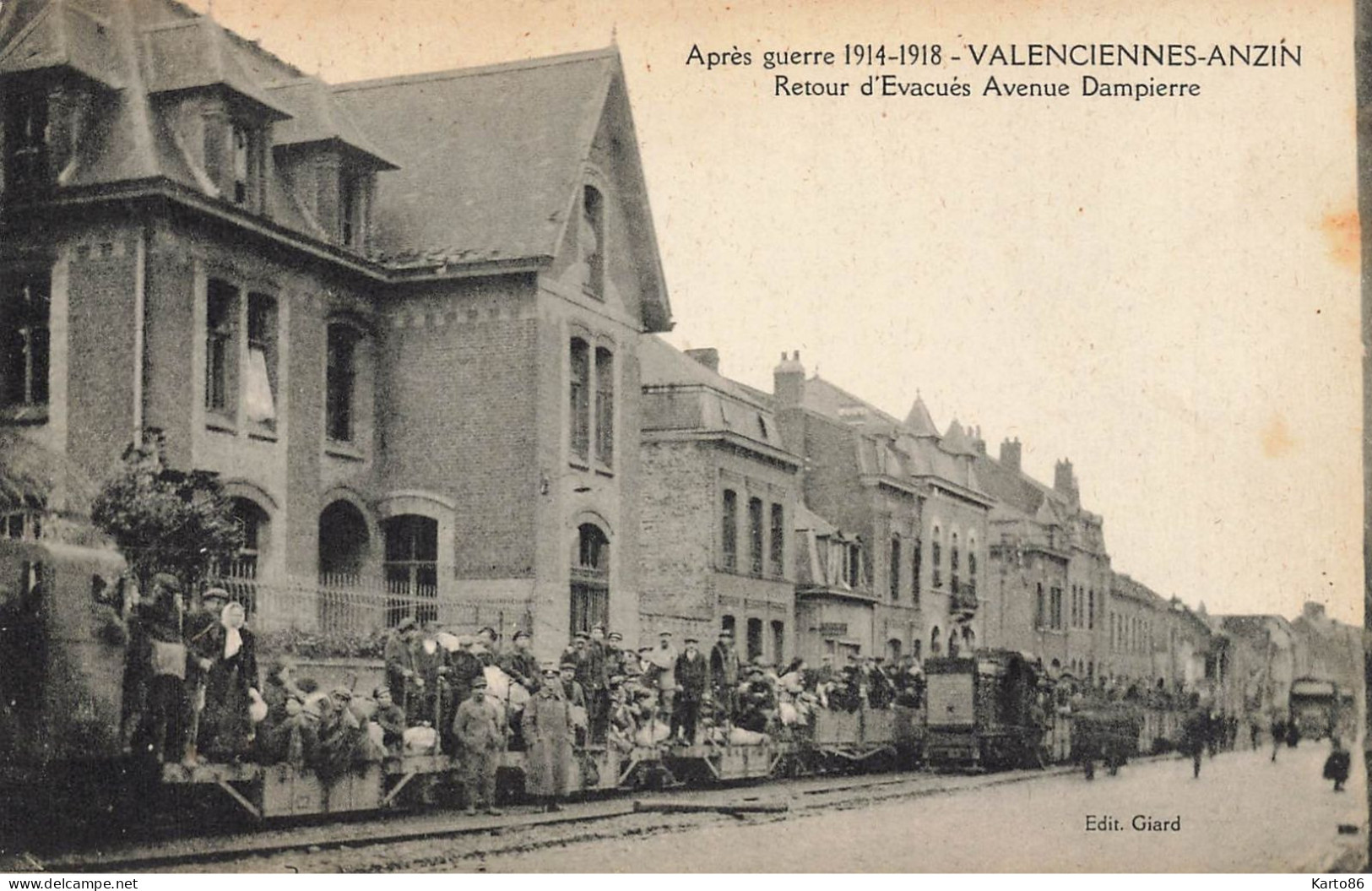 Valenciennes Anzin * Retour D'évacués , Avenue Dampierre * Ww1 * Wagons - Valenciennes