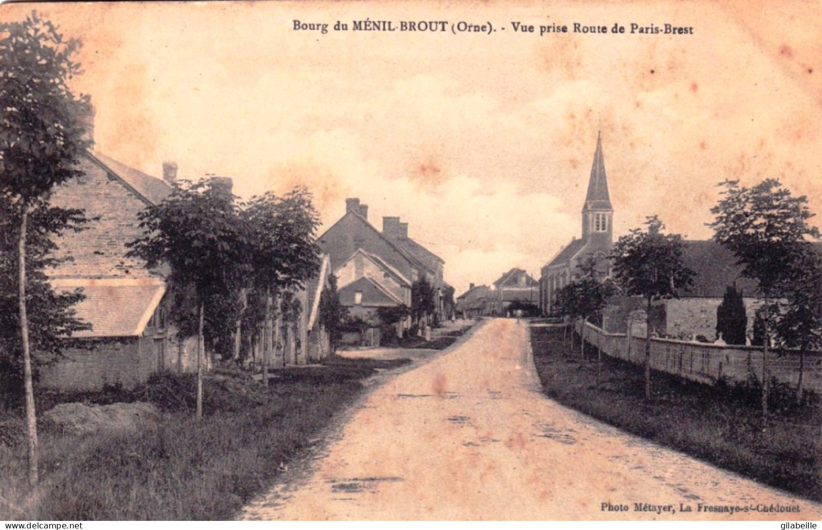 61 - Orne -  Bourg Du MENIL BROUT - Vue Prise Route De Paris Brest - Sonstige & Ohne Zuordnung