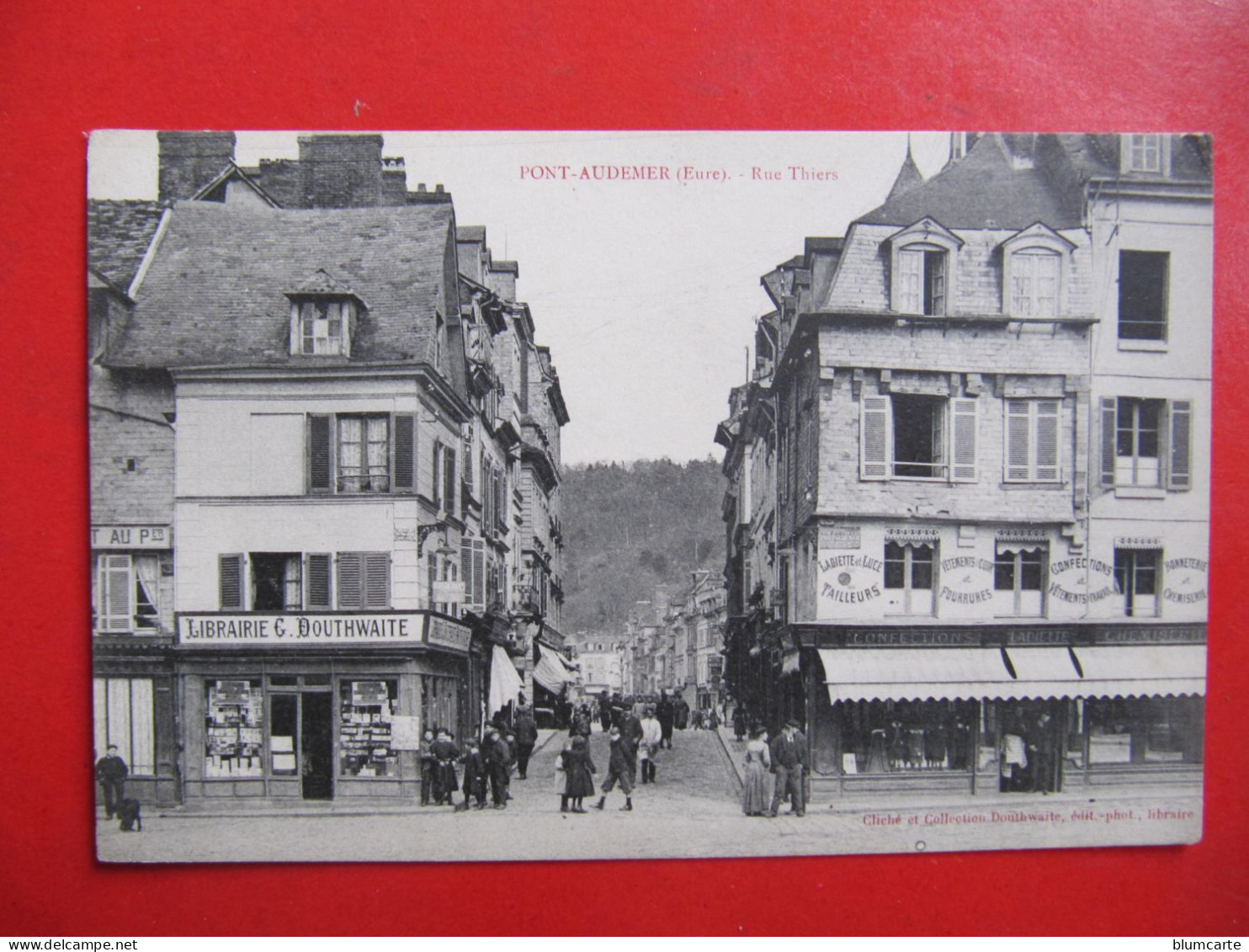 CPA - PONT AUDEMER - RUE THIERS - LIBRAIRIE DOUTHWAITE - Pont Audemer