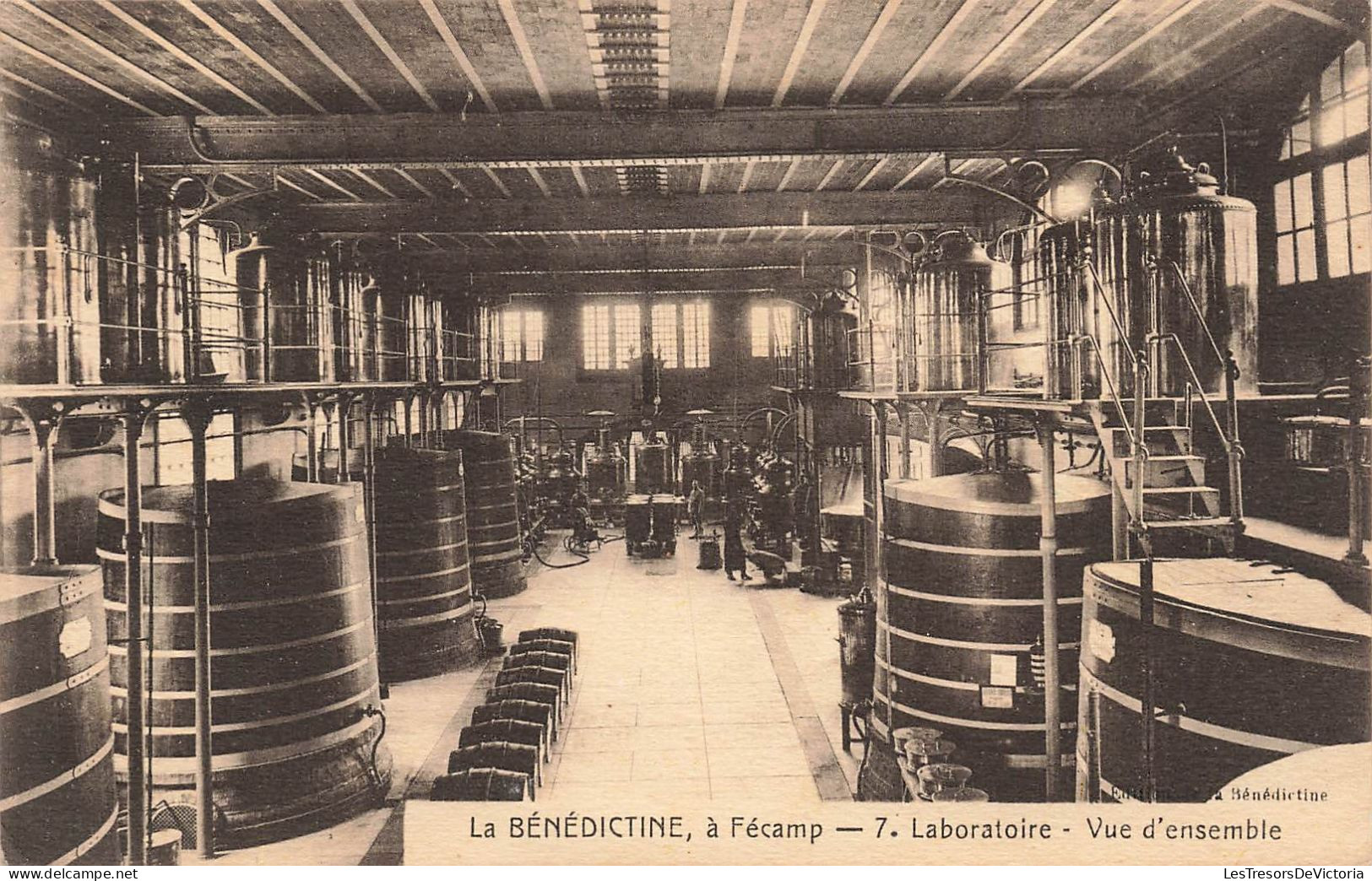 FRANCE - La Bénédictine - à Fécamp - Laboratoire - Vue D'ensemble - à L'intérieure - Carte Postale Ancienne - Fécamp