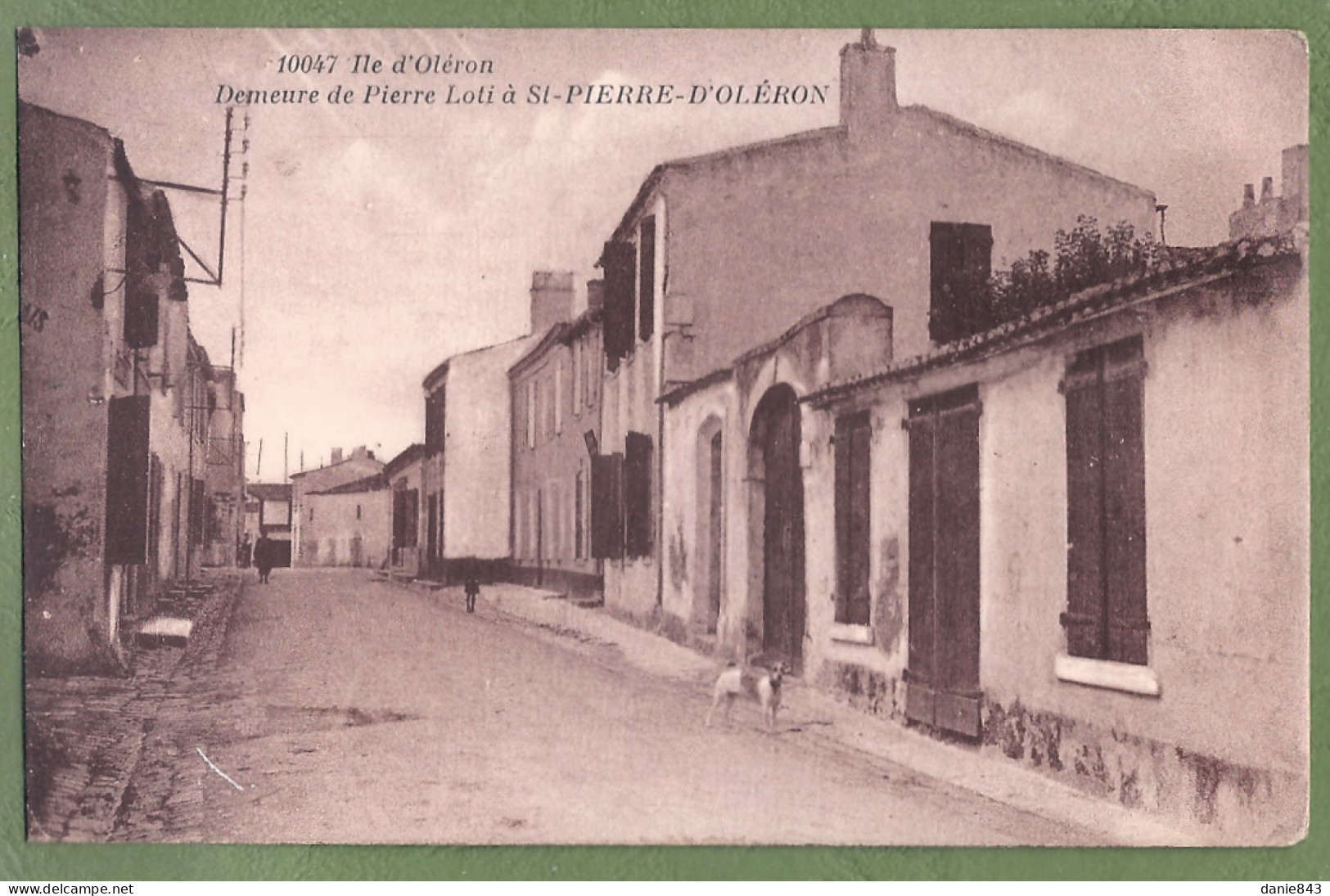 CPA Vue Peu Courante - CHARENTE MARITIME - ILE D'OLÉRON - DEMEURE DE PIERRE LOTI A ST PIERRE D'OLÉRON - Petite Animation - Ile D'Oléron