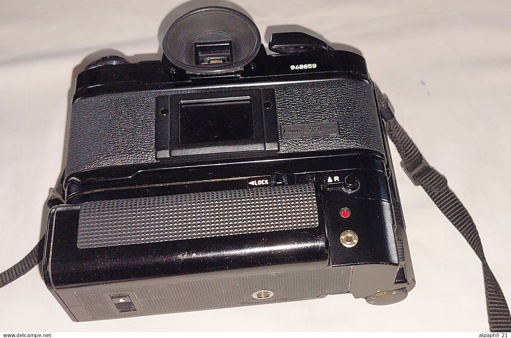 Canon A-1 With MA Motor And Battery Pack + Extras - Appareils Photo