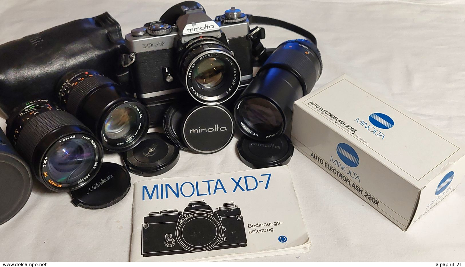 Minolta XD7 With Auto Winder D And Extras - Cámaras Fotográficas