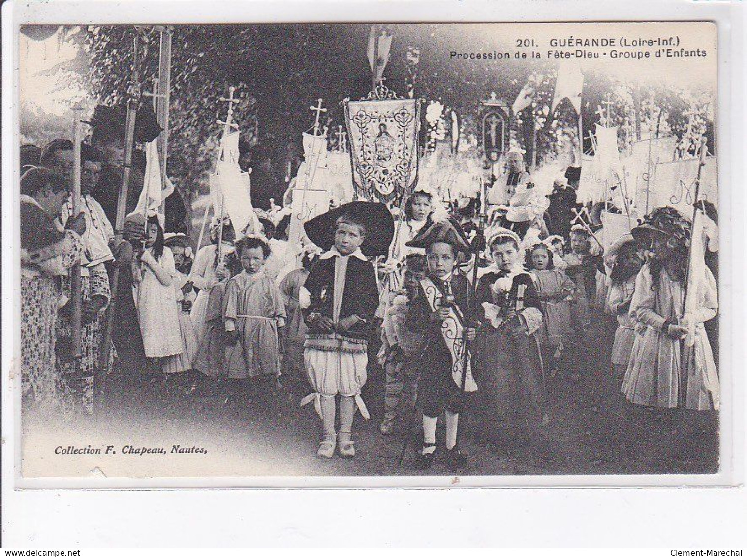 GUERANDE: Procession De La Fête-dieu, Groupe D'enfants - Très Bon état - Guérande