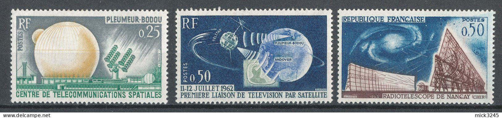 1360** à 1362** Télécommunications Spatiales - Unused Stamps