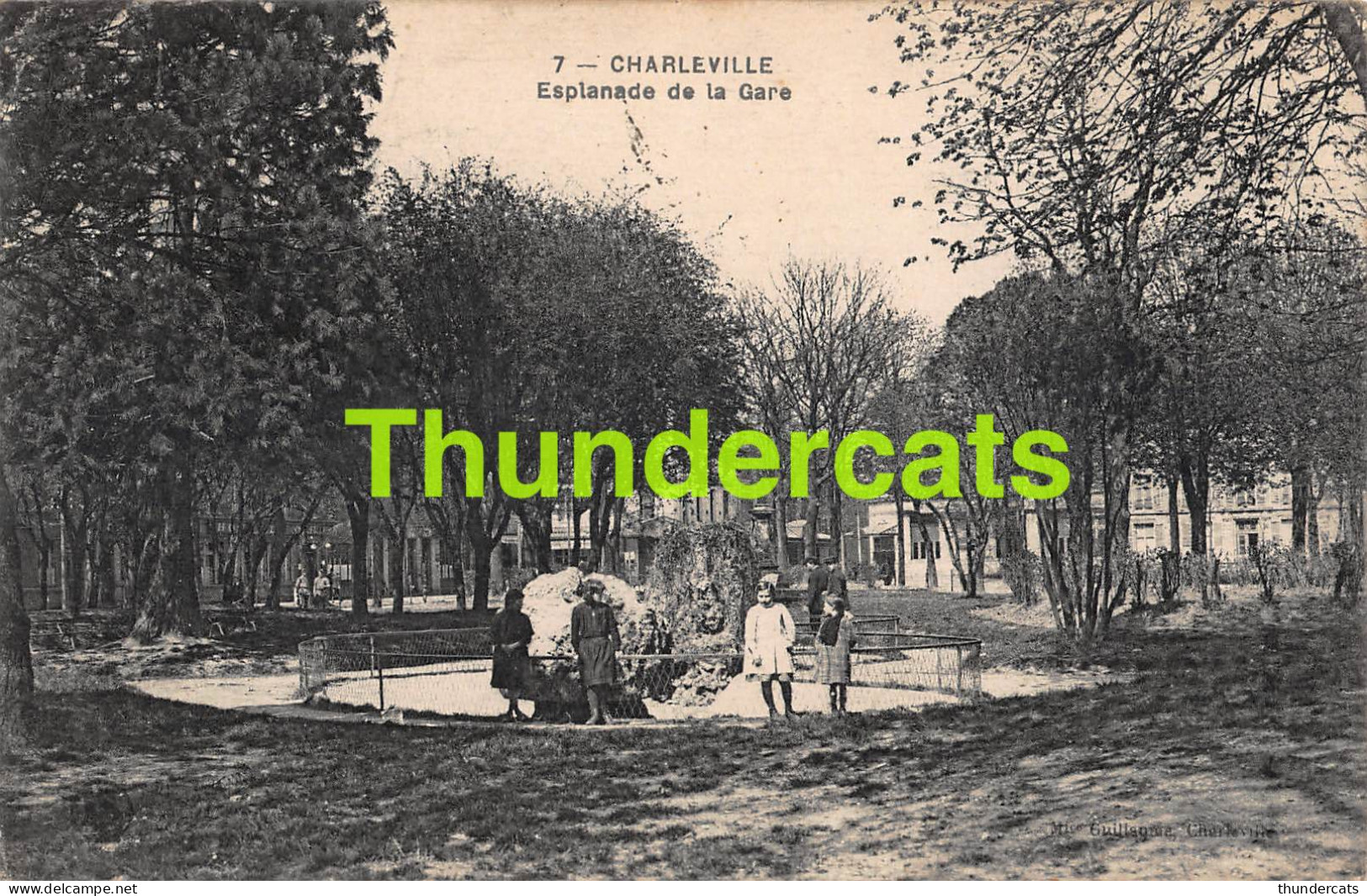 CPA 08 CHARLEVILLE ESPLANADE DE LA GARE  - Charleville