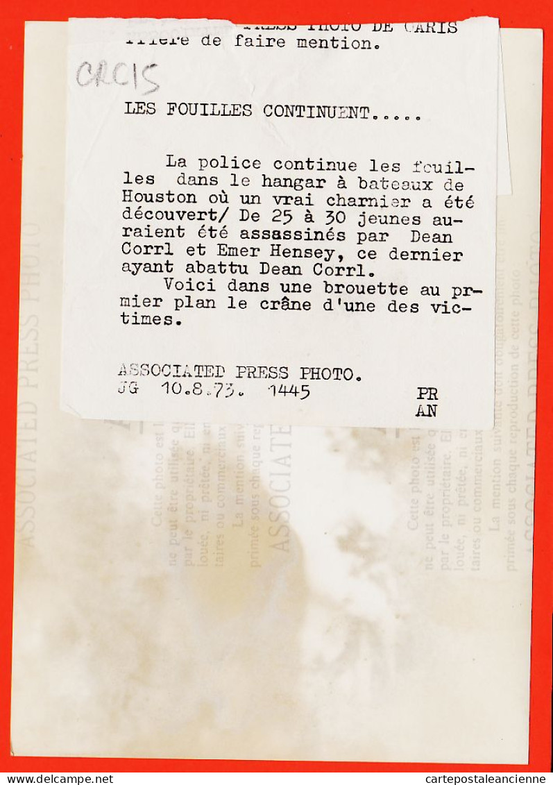09598 /⭐ ◉  ♥️  HOUSTON Meutrier Série CORRL HENSEY Henley 10-08-1973 Fouille Hangar Charnier 25-30 Jeunes Assassiné - Famous People