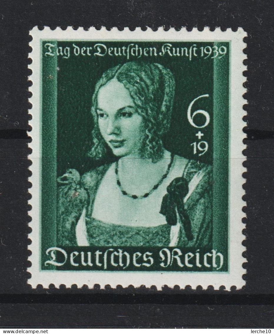 MiNr. 700 **  (0397) - Neufs