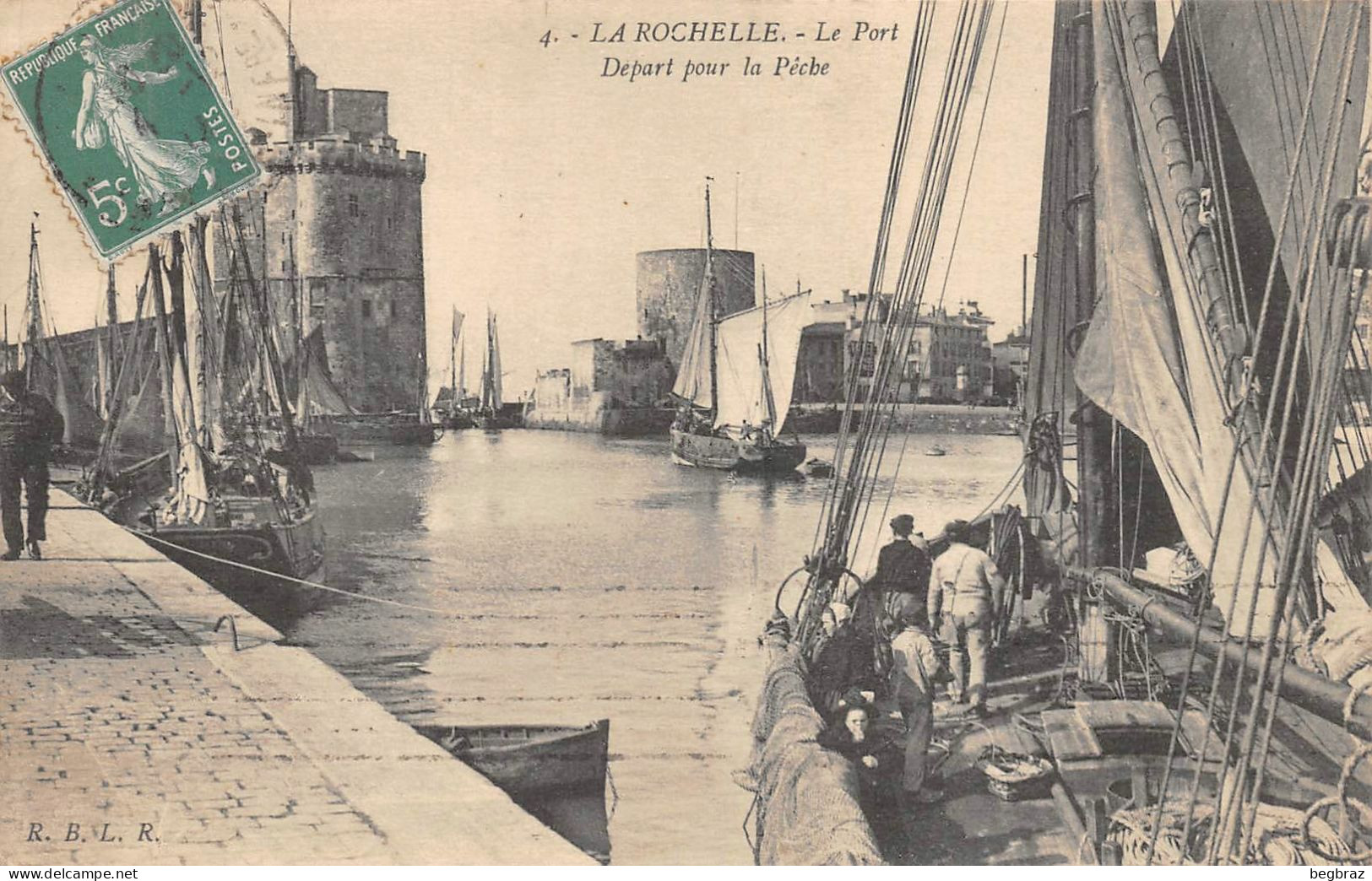 LA ROCHELLE      DEPART DE PECHE    BATEAU - La Rochelle