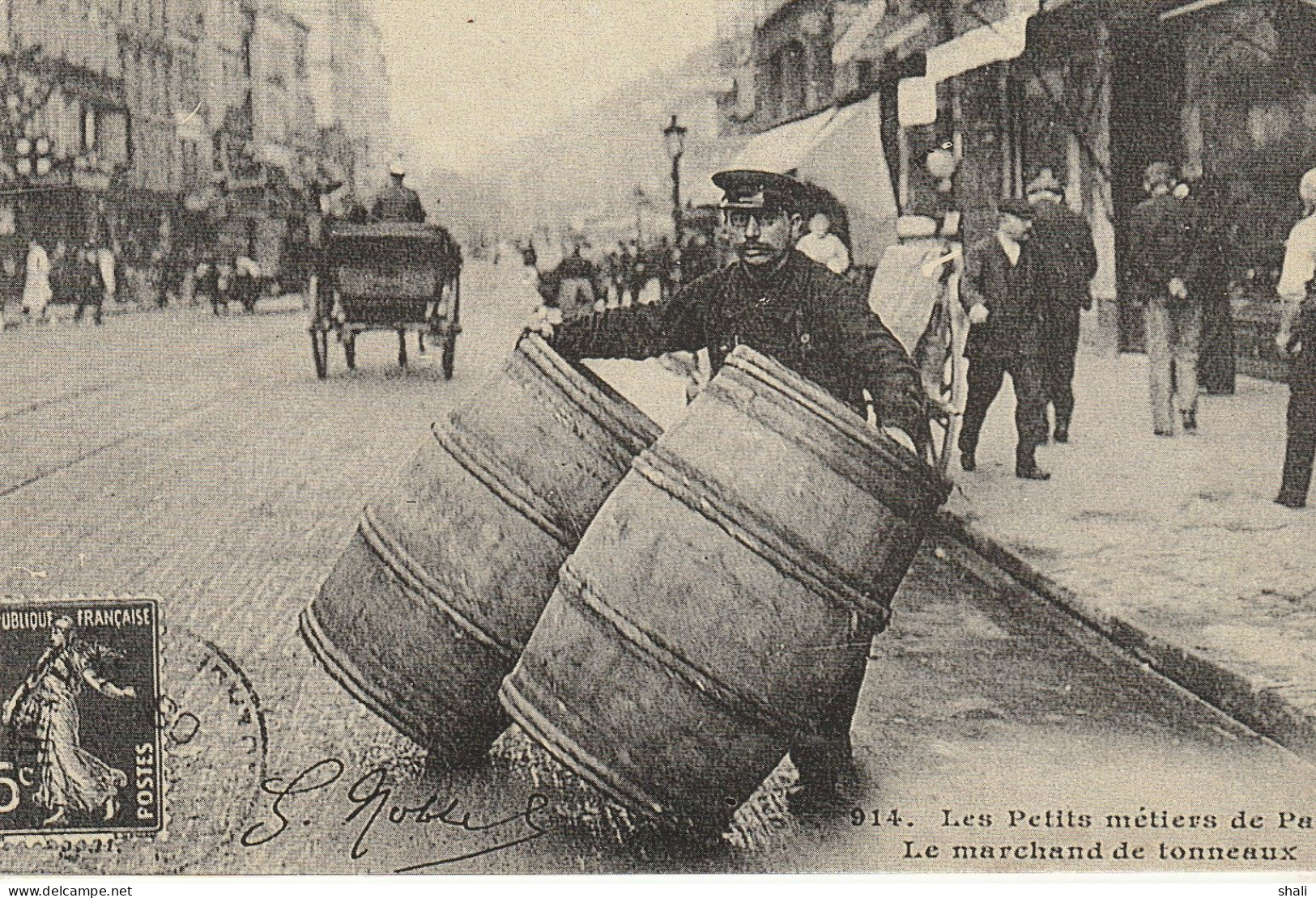 COPIE DE CARTE POSTALE ANCIENNE LE MARCHAND DE TONNEAUX - Street Merchants