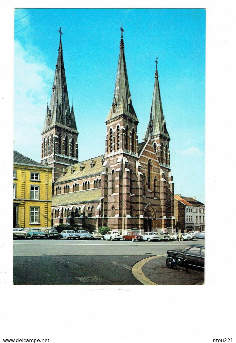Cpm - Belgique > Hainaut > Châtelet - église St Pierre Et Paul - 1976 - Voiture Mobylette - - Châtelet