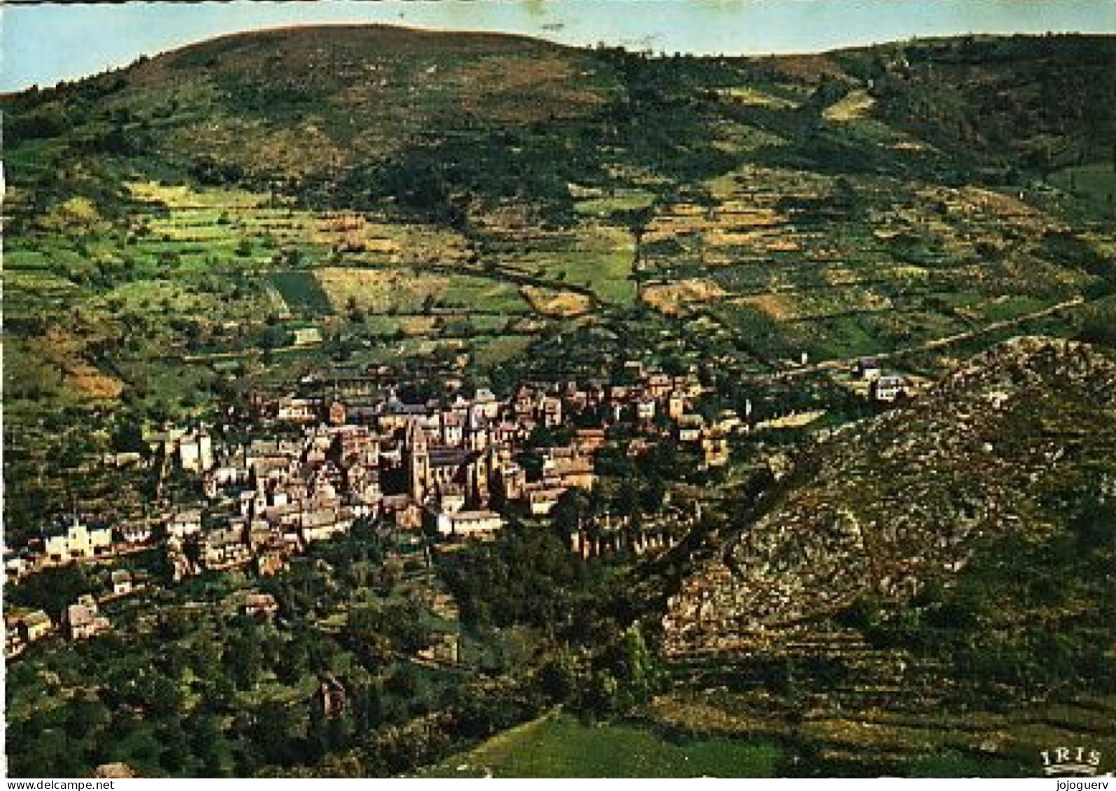 Conques En Rouergue Vue Générale Aérienne  Timbrée De Rodez En 1970 - Sonstige & Ohne Zuordnung