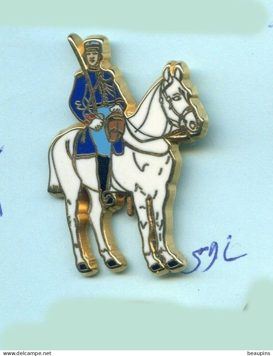 Superbe Pins Gendarmerie Cheval Zamac Ballard Fr592 - Militari