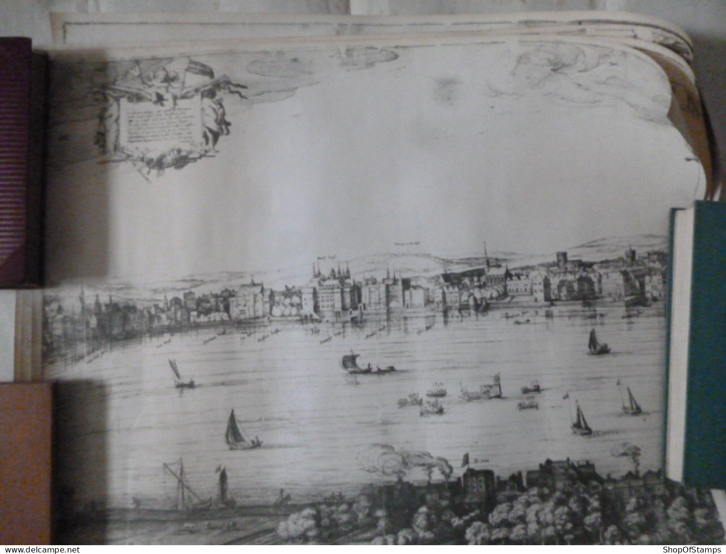 VINTAGE PRINT OF THAMES IN 4 PIECES - Andere & Zonder Classificatie