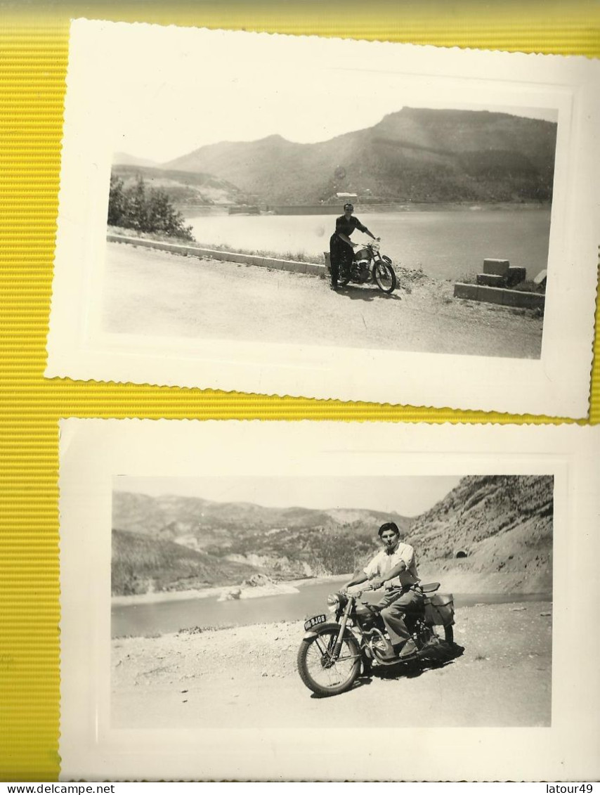 2 ,photo Personnage Sur Moto 1955  13  X 9 Cm - Motorräder