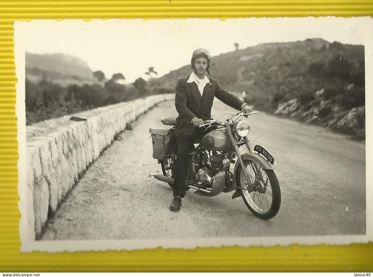 Photo Personnage Sur Moto 1953 La Grande Corniche  11 X 7 Cm - Motos