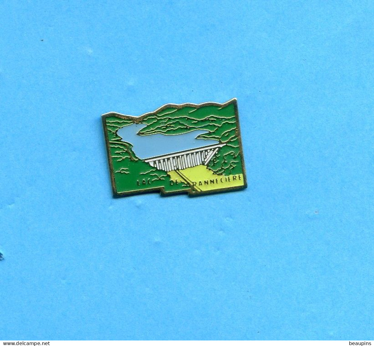 Rare Pins Lac De Panneciere Nievre Fr641 - Villes