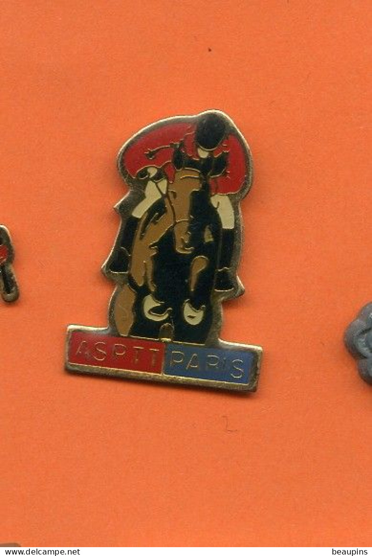 Rare Pins La Poste As Ptt Paris Cheval Jumping Fr709 - Post