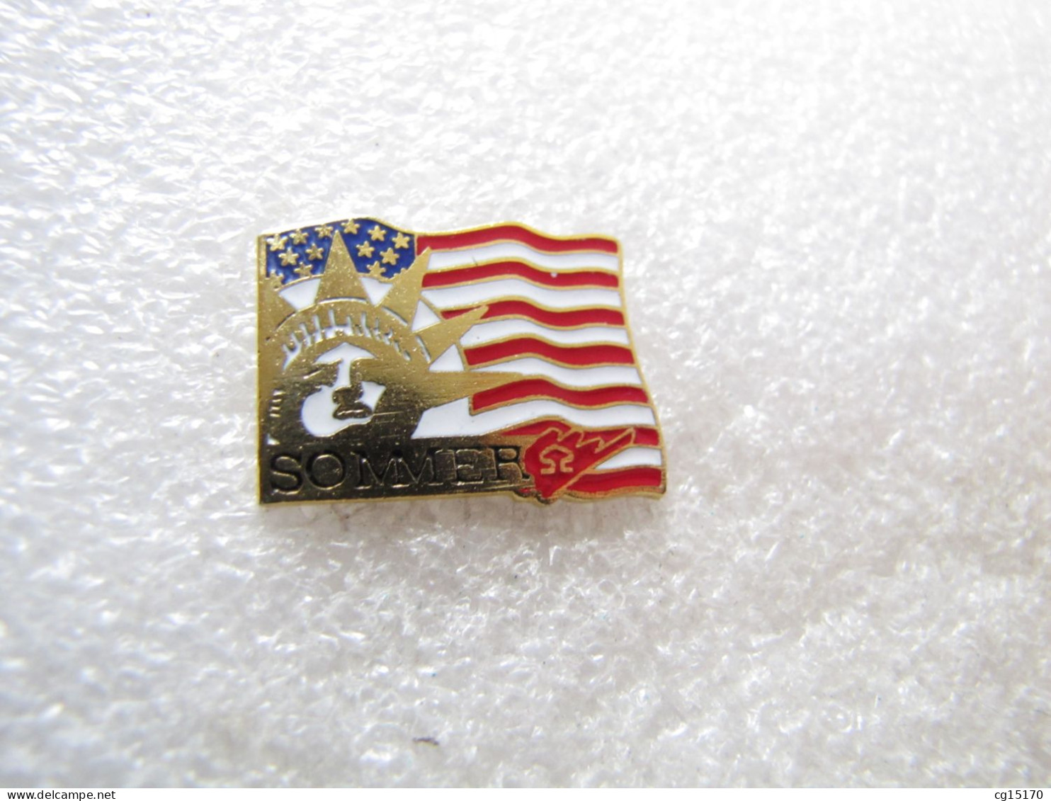 PIN'S    SOMMER  DRAPEAU USA   STATUE DE LA LIBERTÉ   N° 0327 Email Grand Feu - Autres & Non Classés