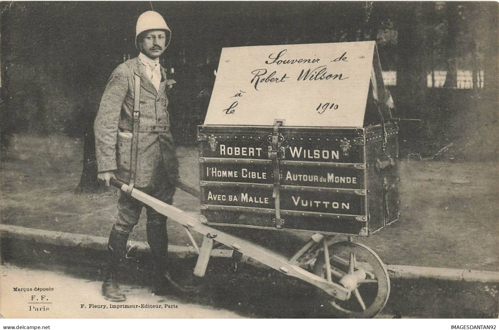 BELGIQUE #FG57069 ROBERT WILSON HOMME CIBLE ET SA MALLE LOUIS VUITTON CARTE PUBLICITAIRE - Other & Unclassified