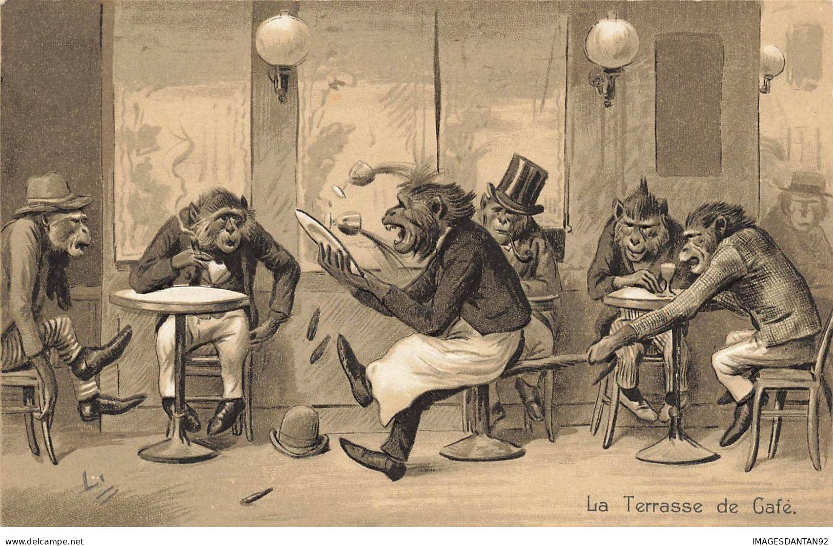 SINGE #FG56647 GROUPE DE SINGES HUMANISES A LA TERRASSE D UN CAFE - Monkeys