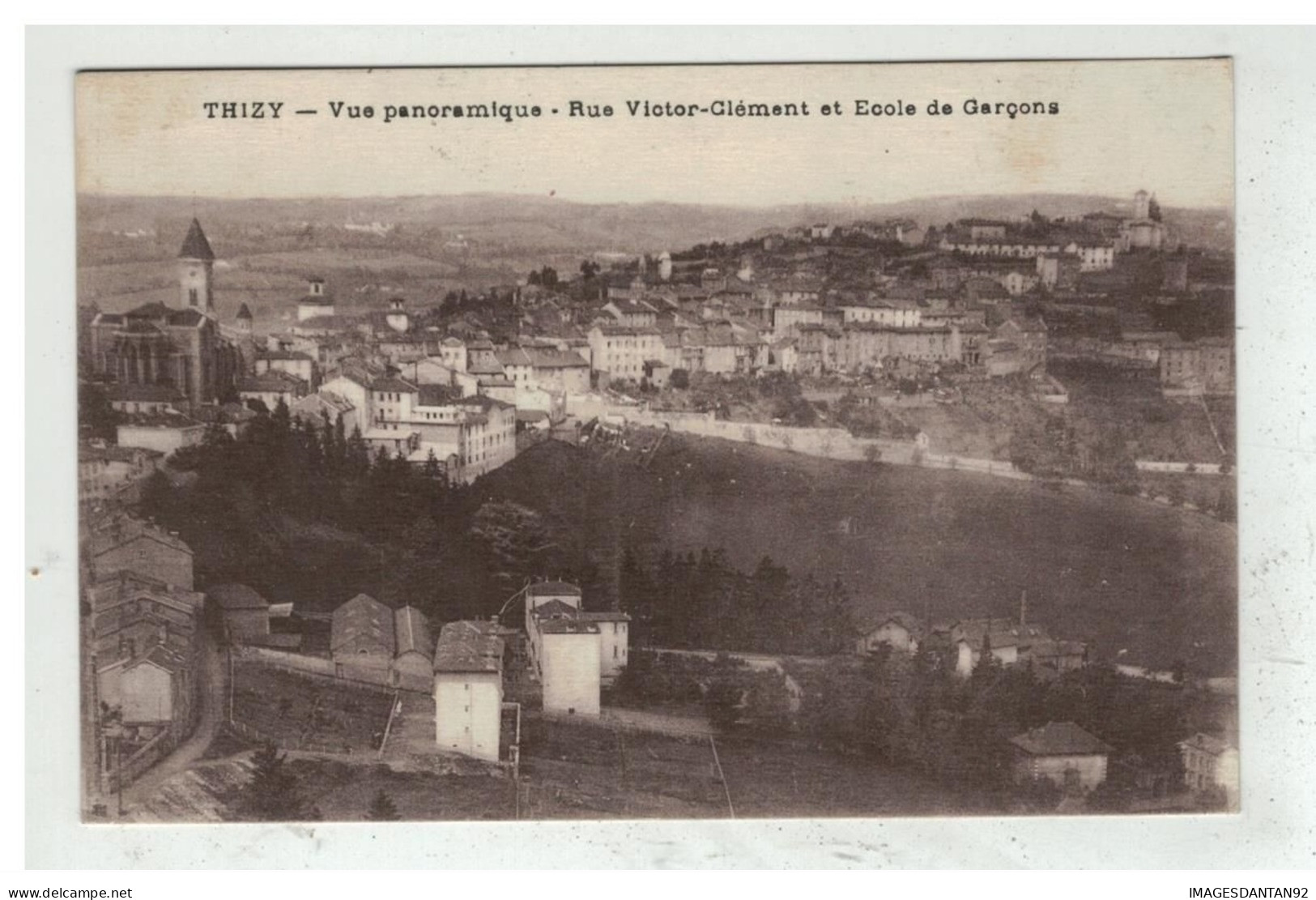 69 THIZY #12088 VUE PANORAMIQUE  RUE VICTOR CLEMENT ET ECOLE DE GARCONS - Thizy