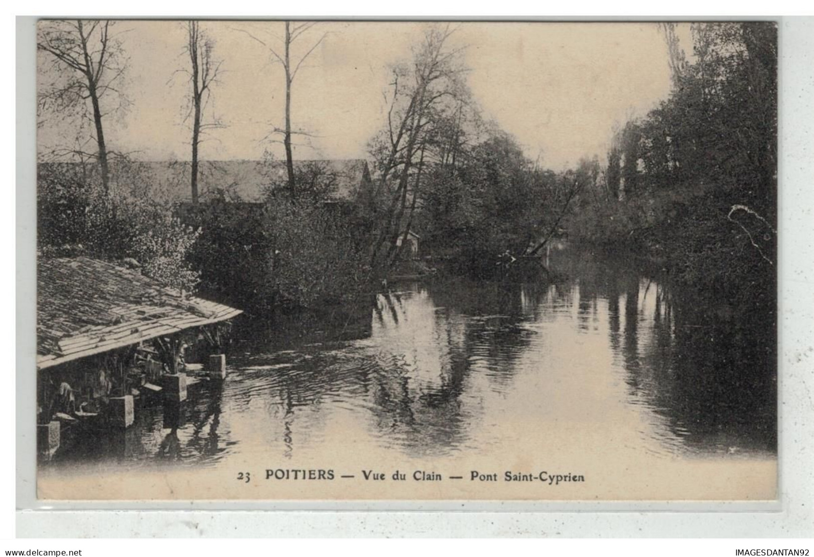 86 POITIERS #16041 VUE DU CLAIN PONT SAINT CYPRIEN NÂ°23 LAVOIR LAVANDIERES - Poitiers