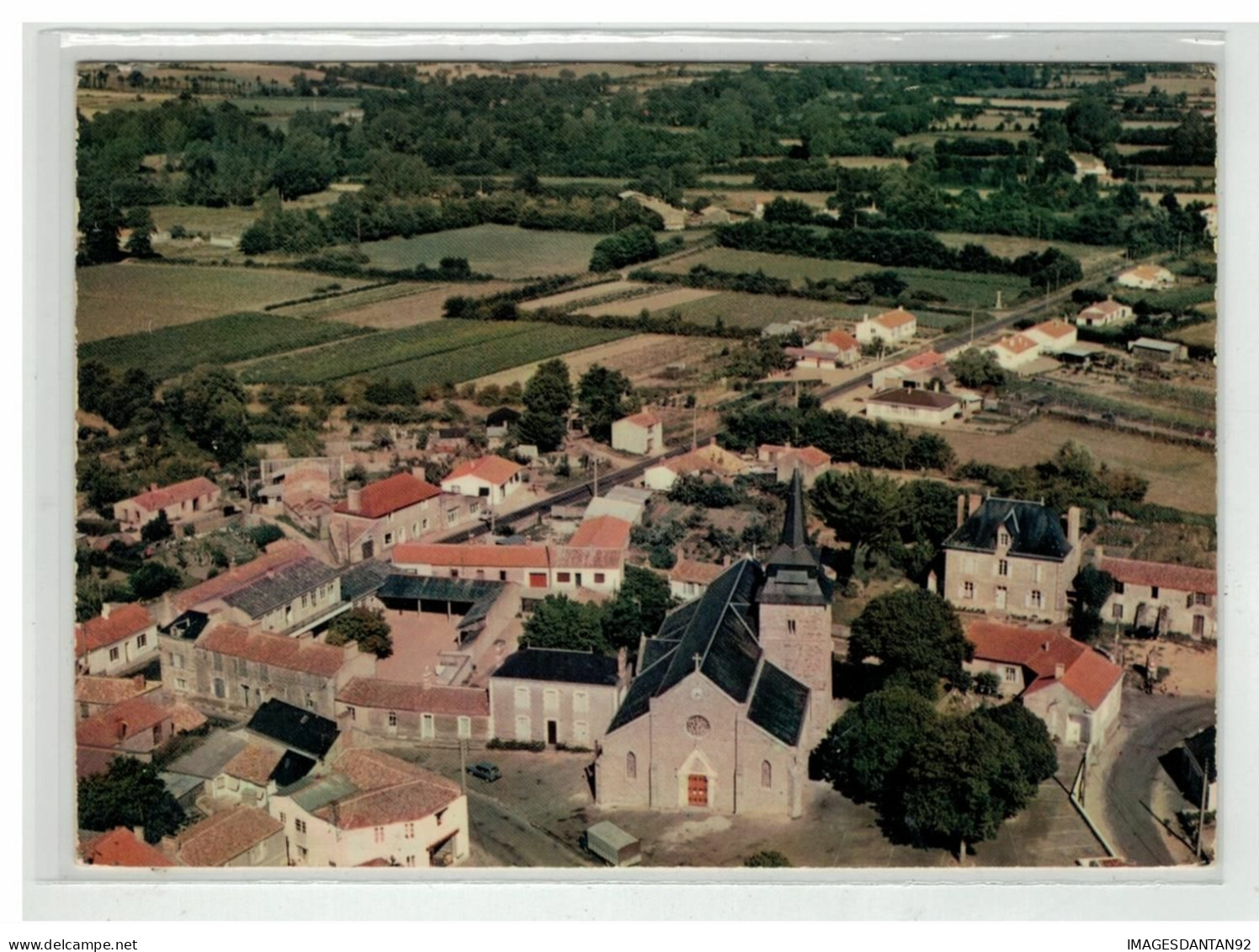 85 COMMEQUIERS #15551 VUE AERIENNE CENTRE DU BOURG NÂ°A CI 296 95 - Sonstige & Ohne Zuordnung