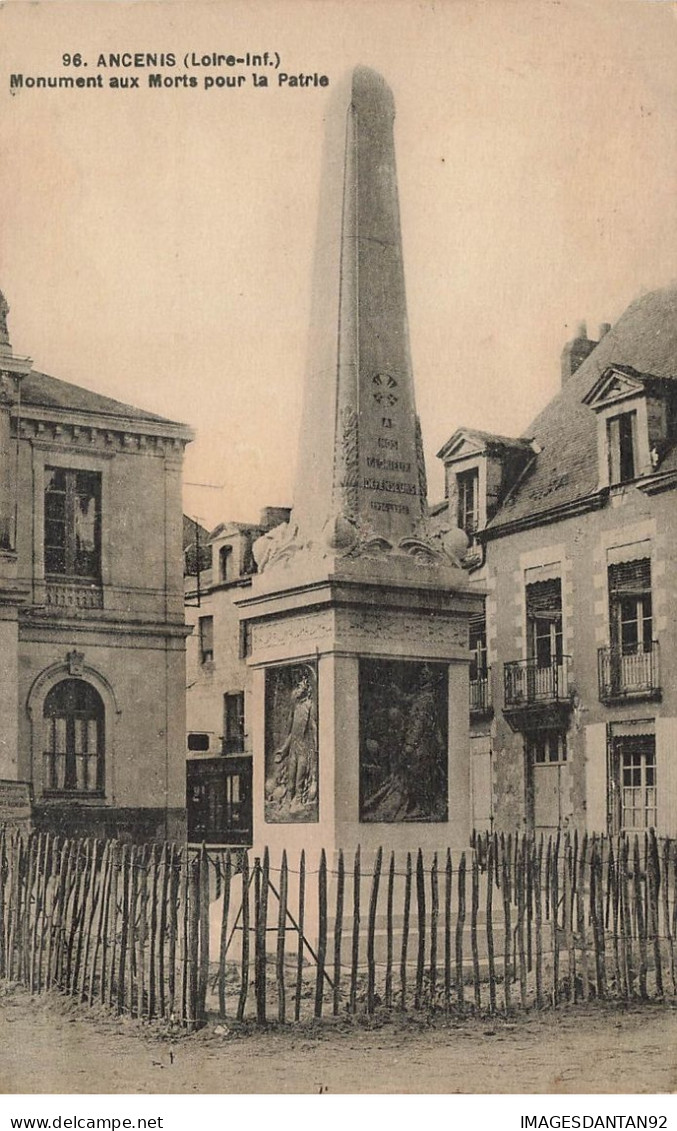 44 ANCENIS #21561 LE MONUMENT AUX MORTS POUR LA PATRIE - Ancenis