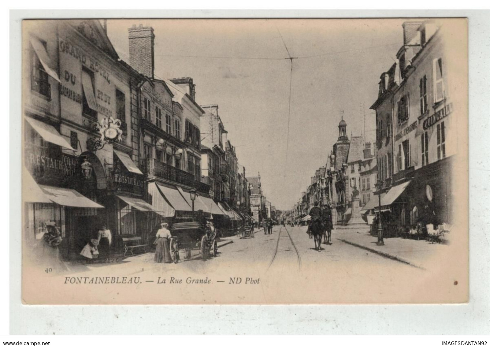 77 FONTAINEBLEAU #19495 LA RUE GRANDE - Fontainebleau