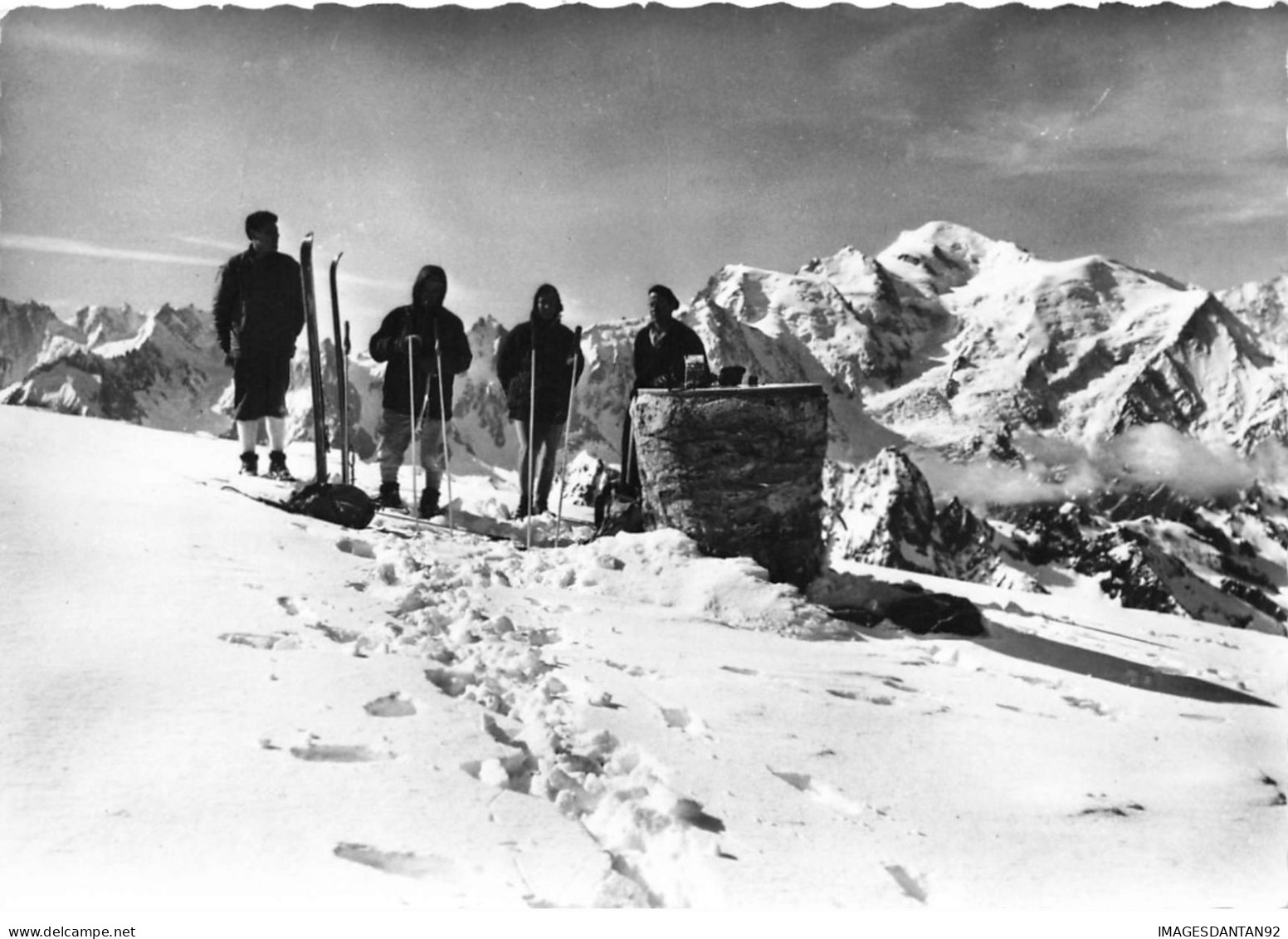 74 CHAMONIX MONT BLANC VALLORCINE #22040 SOMMET AU BUET ET TABLE D ORIENTATION REFUGE DE PIERRE BERARD SKI SKIEURS - Chamonix-Mont-Blanc