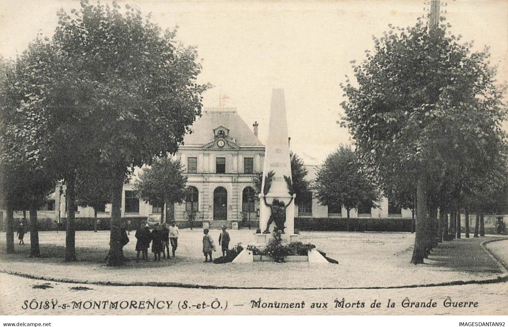 95 SOISY SOUS MONTMORENCY #22474 MONUMENT AUX MORTS ET MAIRIE - Soisy-sous-Montmorency