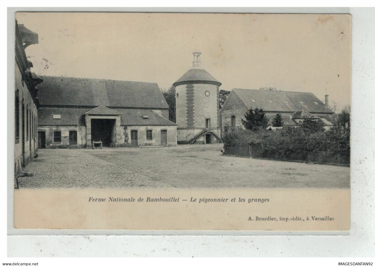 78 RAMBOUILLET #15705 FERME NATIONALE LE PIGEONNIER ET LES GRANGES - Rambouillet