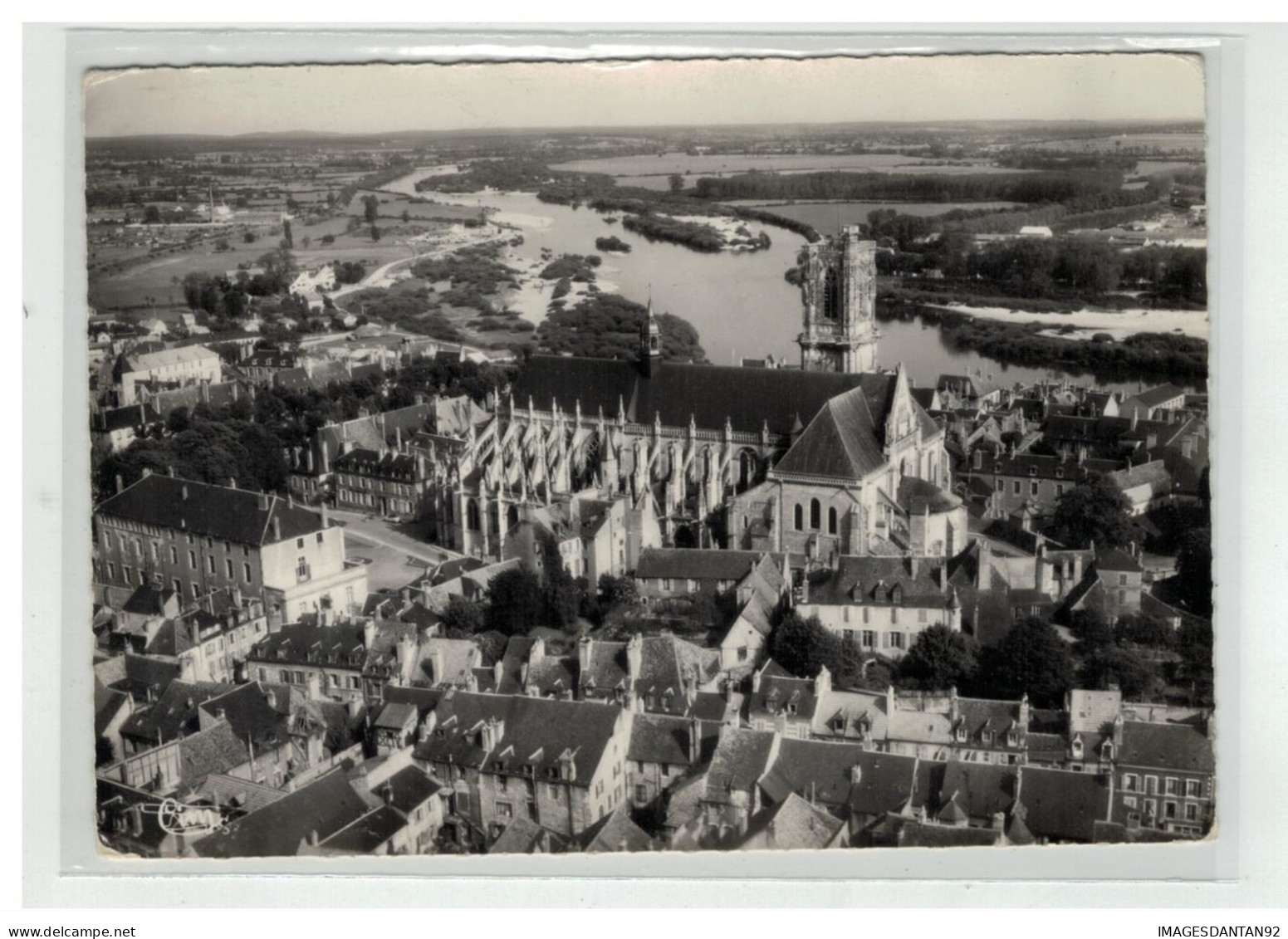 58 NEVERS #10508 VUE AERIENNE DE LA CATHEDRALE ET VAL DE LOIRE NÂ°310 5 A - Nevers